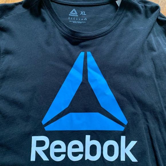 ✨Men’s XL Reebok Tee - Picture 2 of 3